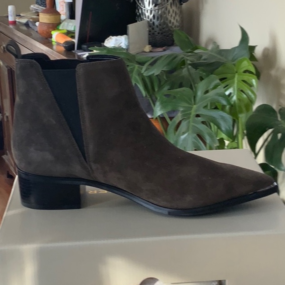 Marc Fisher  Brown Suede Ankle Boots. NWT